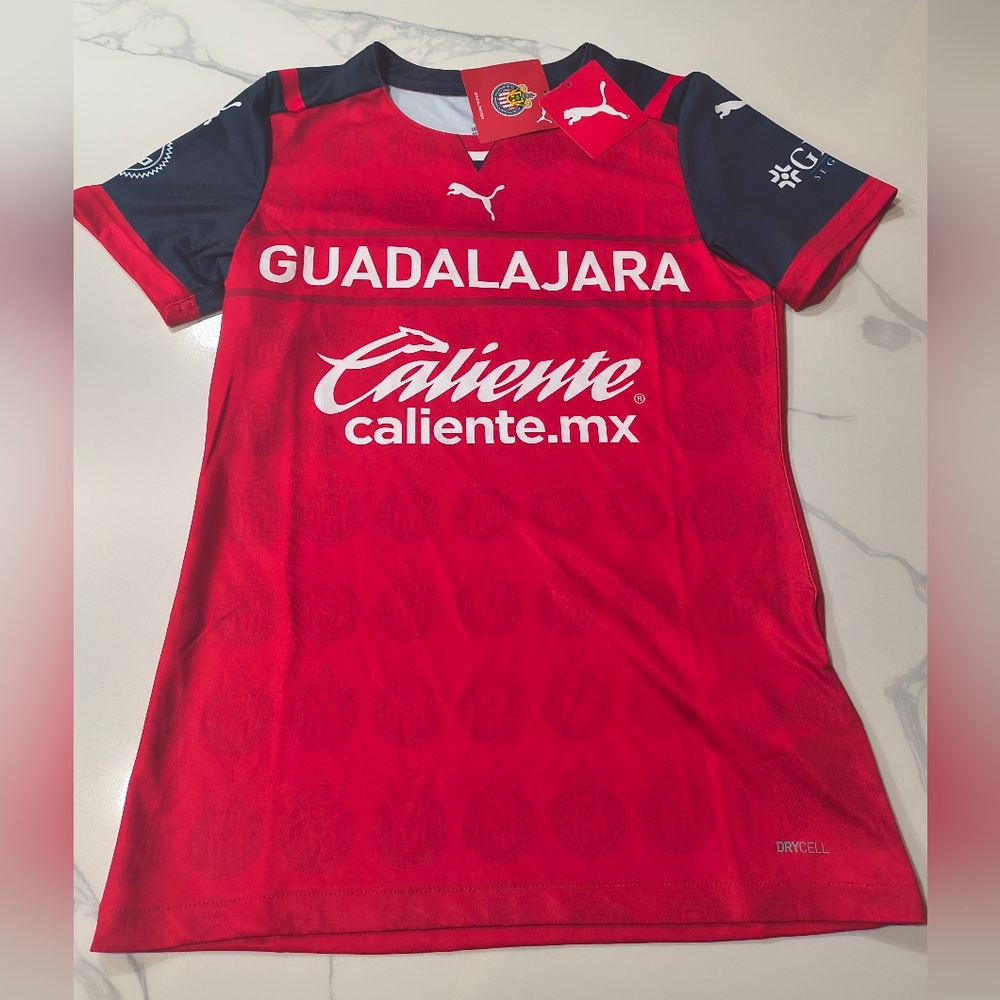 CD Guadalajara Chivas Liga MX Authentic PUMA Women's Jersey Retail $80